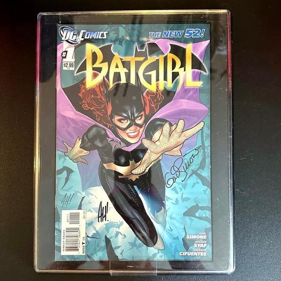 Batgirl 1 New 52 First Print Signed Adam Hughes Gail Simone NM 9.8 Comic Book - Picture 4 of 9